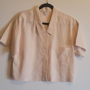 Design Assets Linen pink cropped top size 12. Brocade around neck and middle.